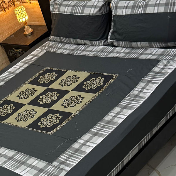 Digital gold panel bedsheet